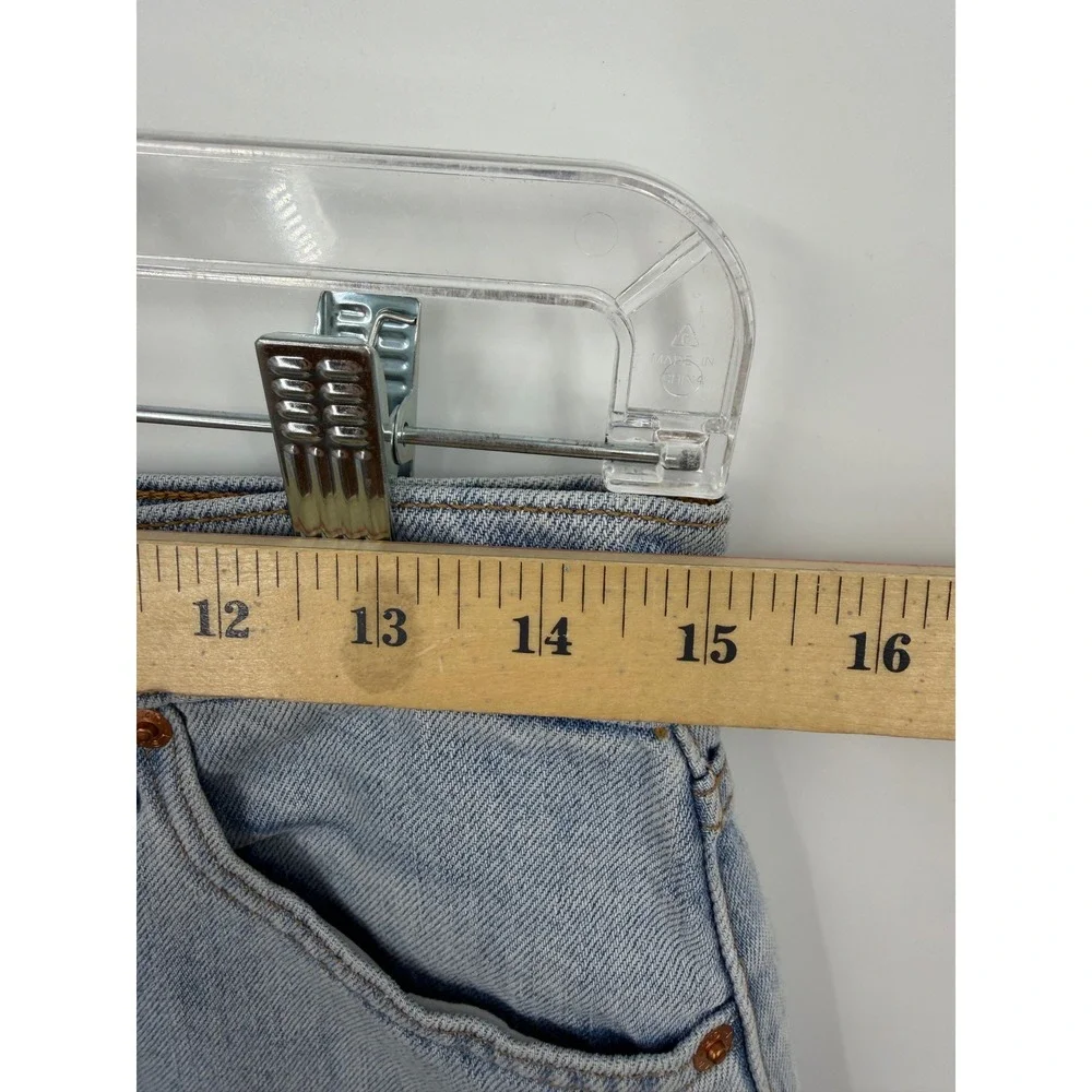 Levi's Balloon Leg Shorts Women 29 Light Wash Denim High Rise Raw Hem 85314-0003